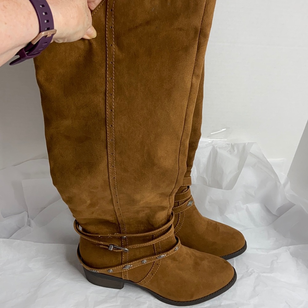 Mudd sz 9.5 vegan zip up knee-high boots like new